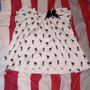 Girls size 6 shirt